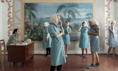 107Mothers_Still02